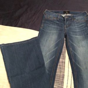 Cute flare jeans